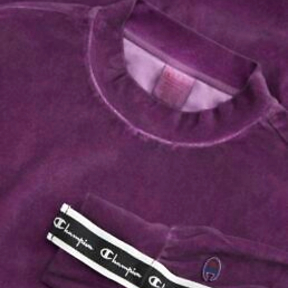 CHAMPION SWEATSHIRT BNWT - Picture 3 of 7